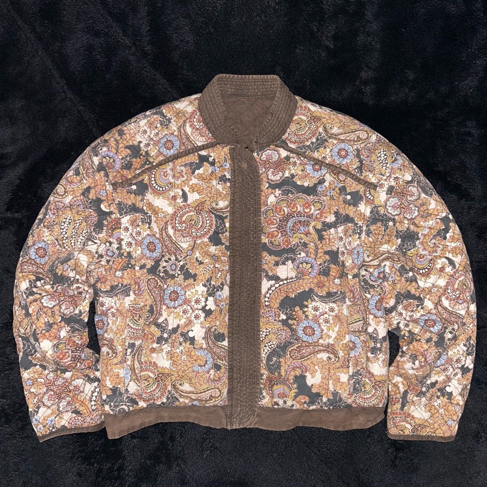 -Free People Great Escape Quilted Jacket Reversible Jacket
-Large L